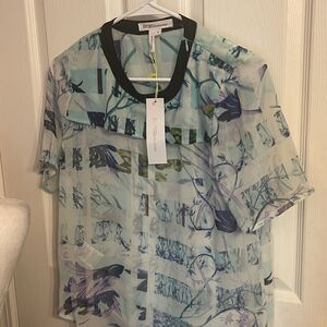 BCBGenerationFloral Sheer  Blouse  NWT  Small
